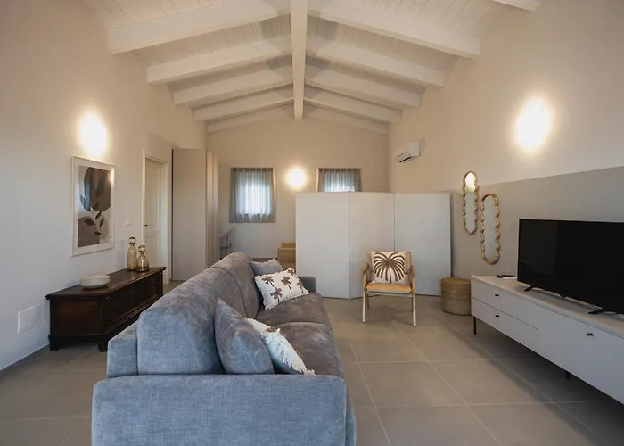 לינה וארוחת בוקר Momacasa רוזטו דליי אברוצי