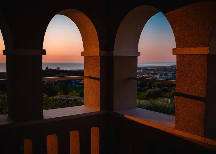 Momacasa Bed and breakfast 4*